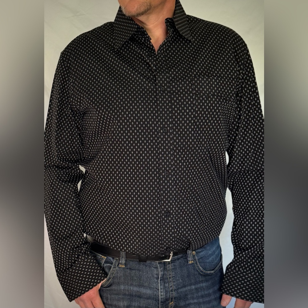 The Laundry Room Howe Men’s Black w/White Detail Long Sleeve Button Dress Shirt - Picture 2 of 13